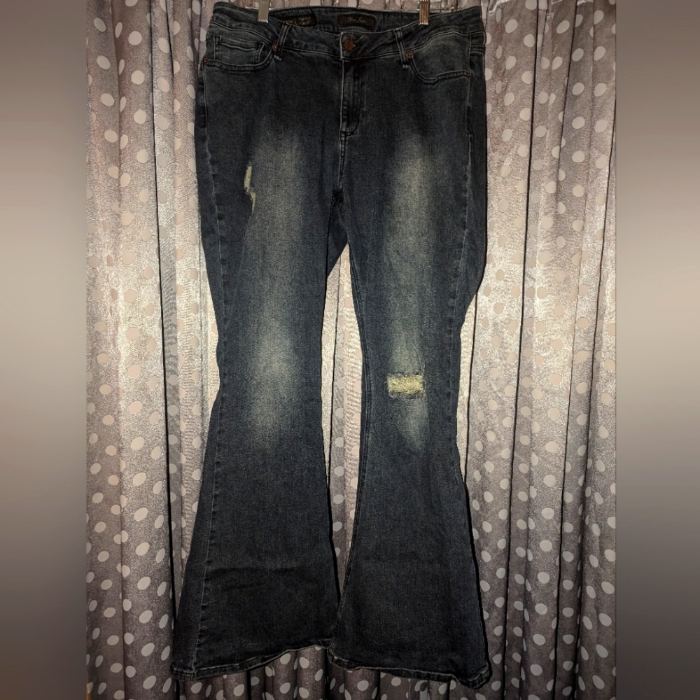 POETIC JUSTICE Corrine High Rise Distressed Flare Jeans 26" 16R